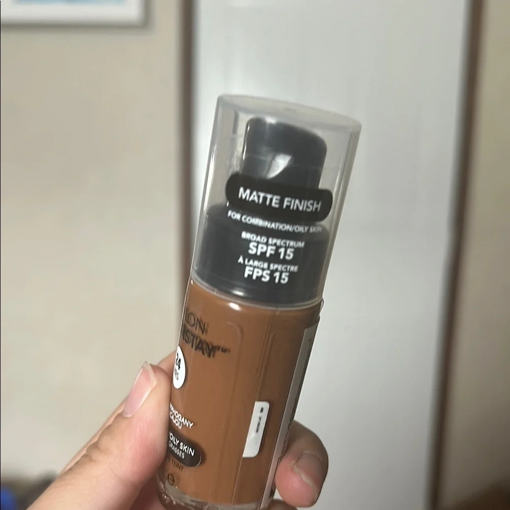 NWT Revlon Colorstay 440 Mahogany Foundation Long-Lasting Liquid Makeup 🌙